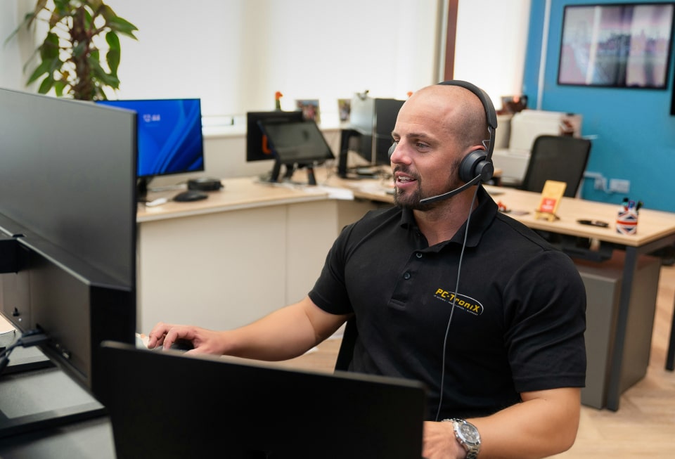 PC-TroniX technician providing direct business IT support